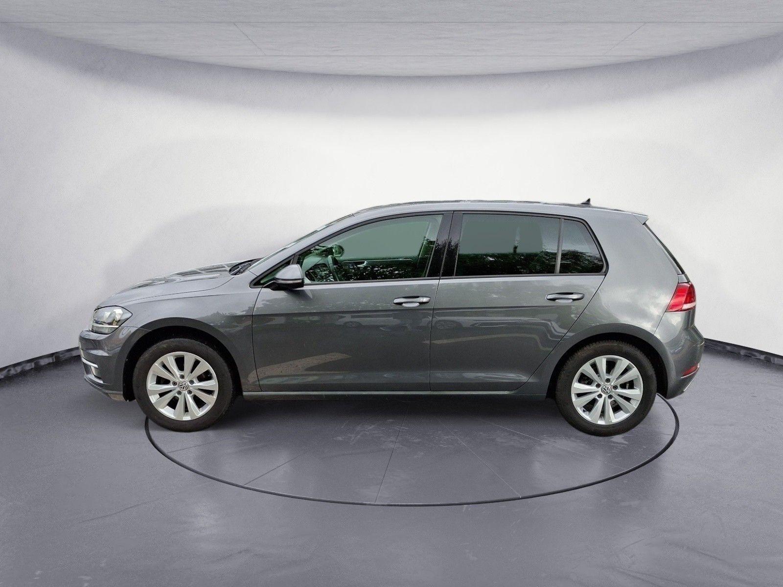 Volkswagen Golf 1,4 TSI Comfortline DSG PDC ACC KAMERA SHZ