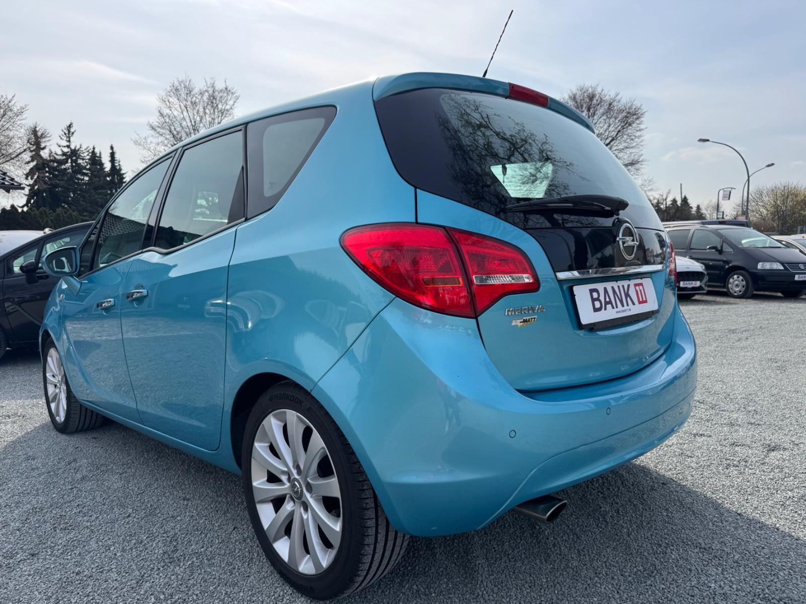 Opel Meriva 2011 — photo 15