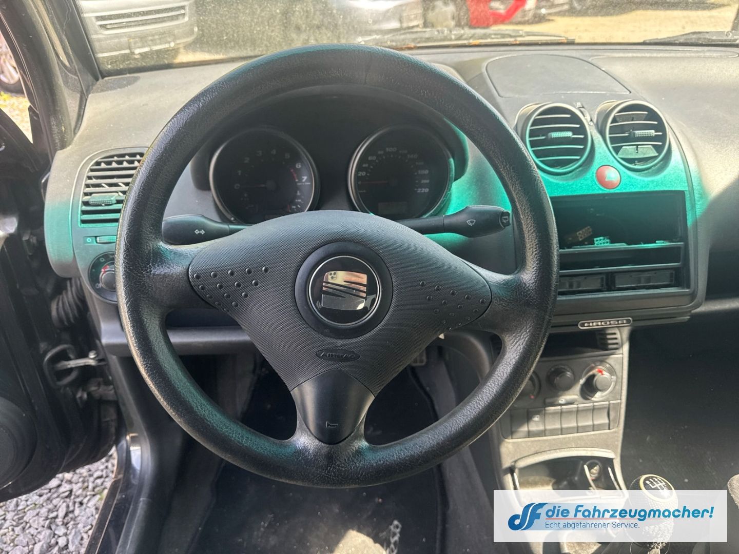 Fahrzeugabbildung SEAT Arosa Solit GA Alu el.SP Spieg.*MOTORSCHADEN