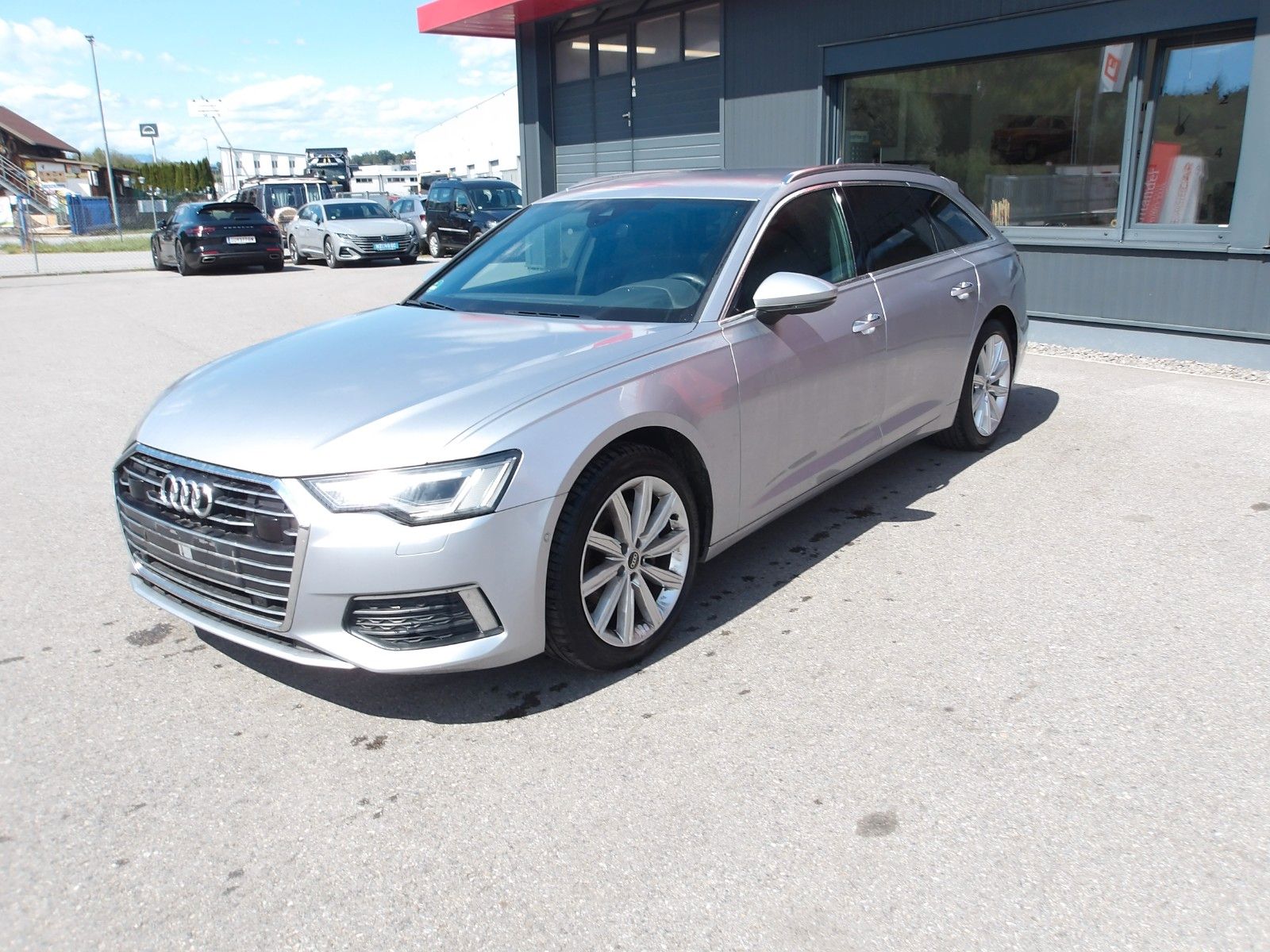 Audi A6 Avant 40 TDI design EXP € 19990.--