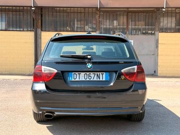 BMW 320 - 6