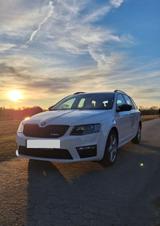 Skoda Octavia 2.0 TSI DSG RS Combi RS - Skoda: Unfallwagen