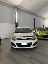 Kia Rio 1.1 CRDi WGT 3p. EX - Kia Rio Ex mit Diesel-Antrieb