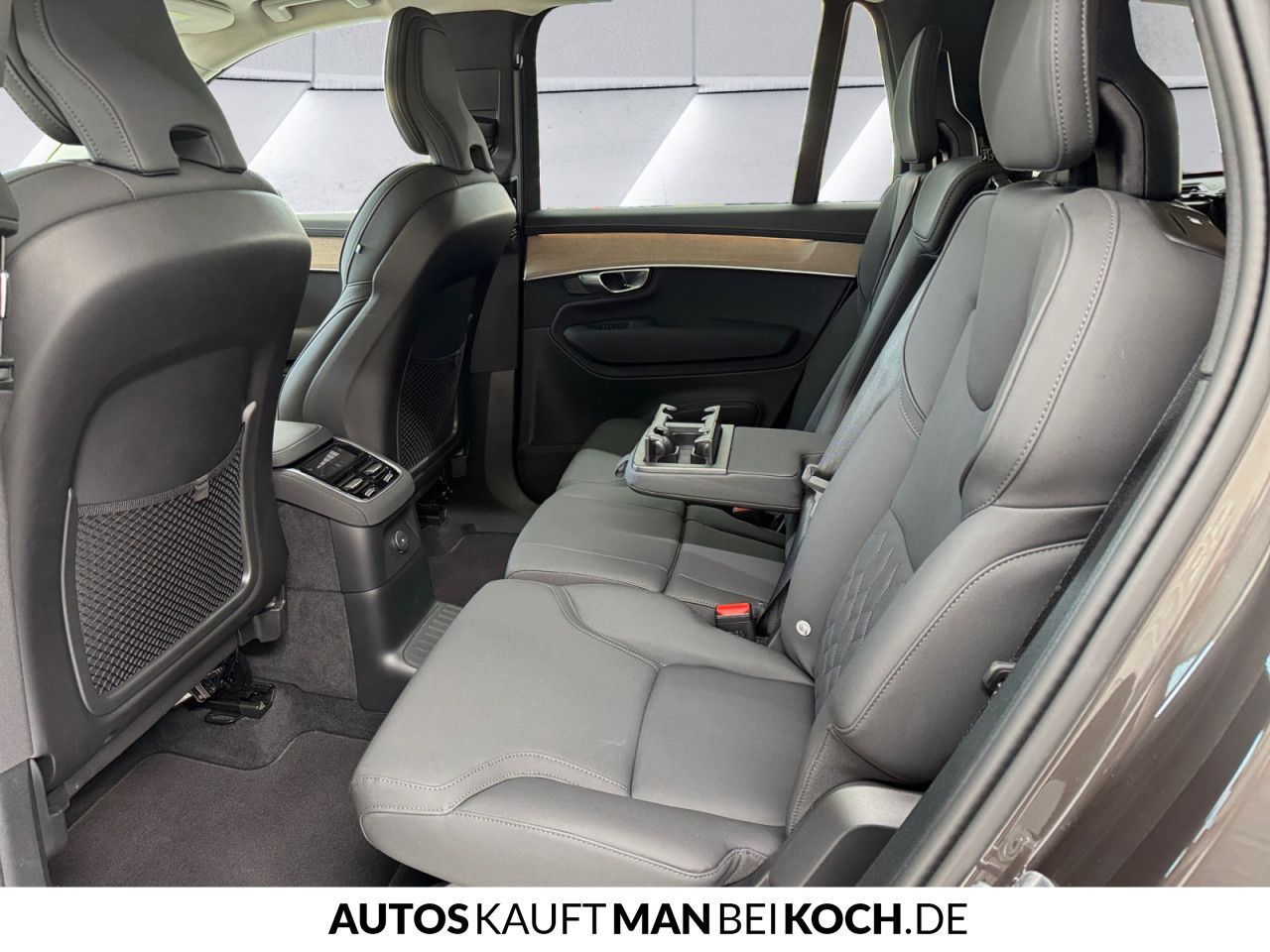 Volvo XC90 T8 AWD Plug-In Dark HUD 360° BLIS ACC H&K foto 8