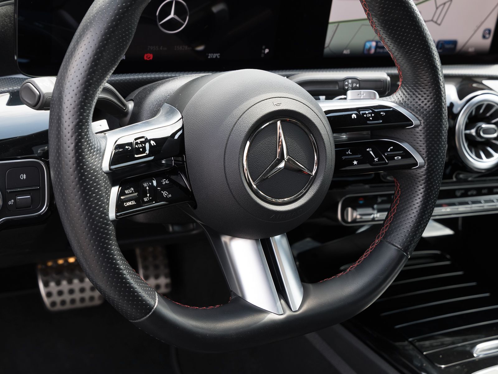 Mercedes-Benz CLA 220 4Matic AMG Line PANORAMA NAVI 360 MULTIB foto 10