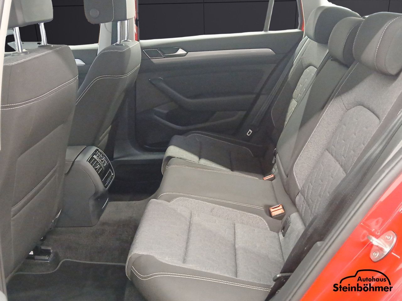 Volkswagen Passat Variant - Bild 14