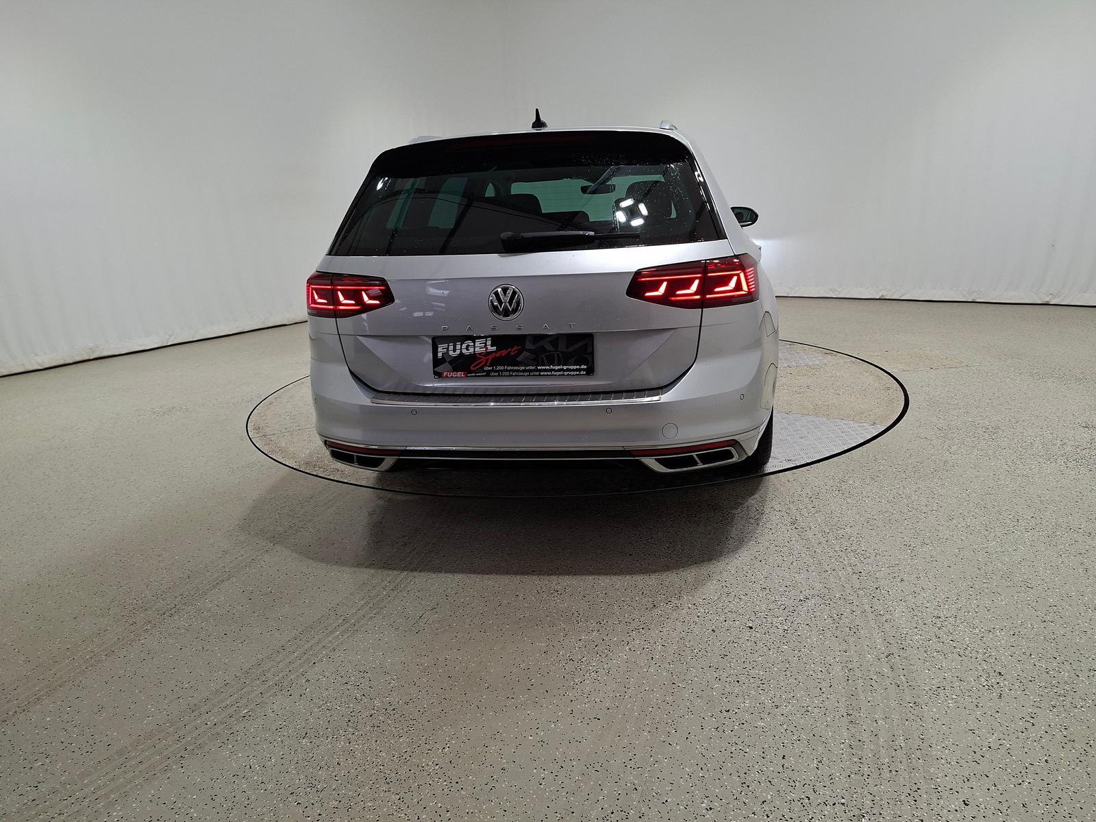 Volkswagen Passat 1.5 TSI DSG R-line ACC LED Pano L, миниатюра 19