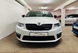 Skoda Octavia RS 2.0 TDI Combi 1.Hand*AHK*Navi*PDC*SHZ - Skoda Octavia in Solingen