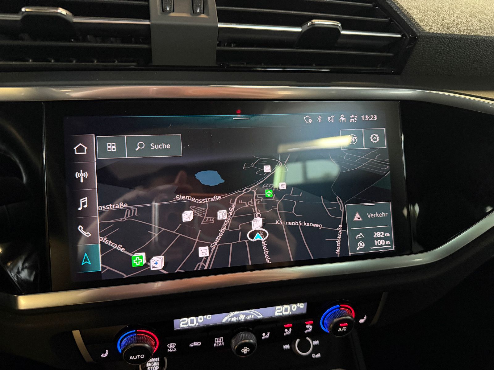 Fahrzeugabbildung Audi Q3 Sportback 45 TFSI quattro S line/PANORAMA/