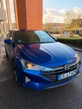 Hyundai Elantra 1. Hand LPG Soundsystem