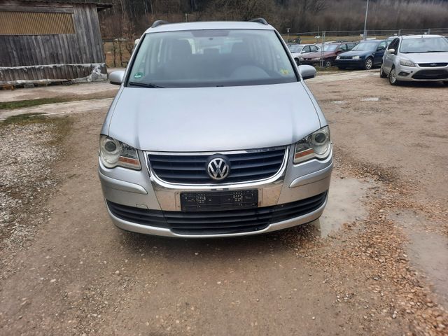 Volkswagen Touran 2.0 TDI klima 7 sitze