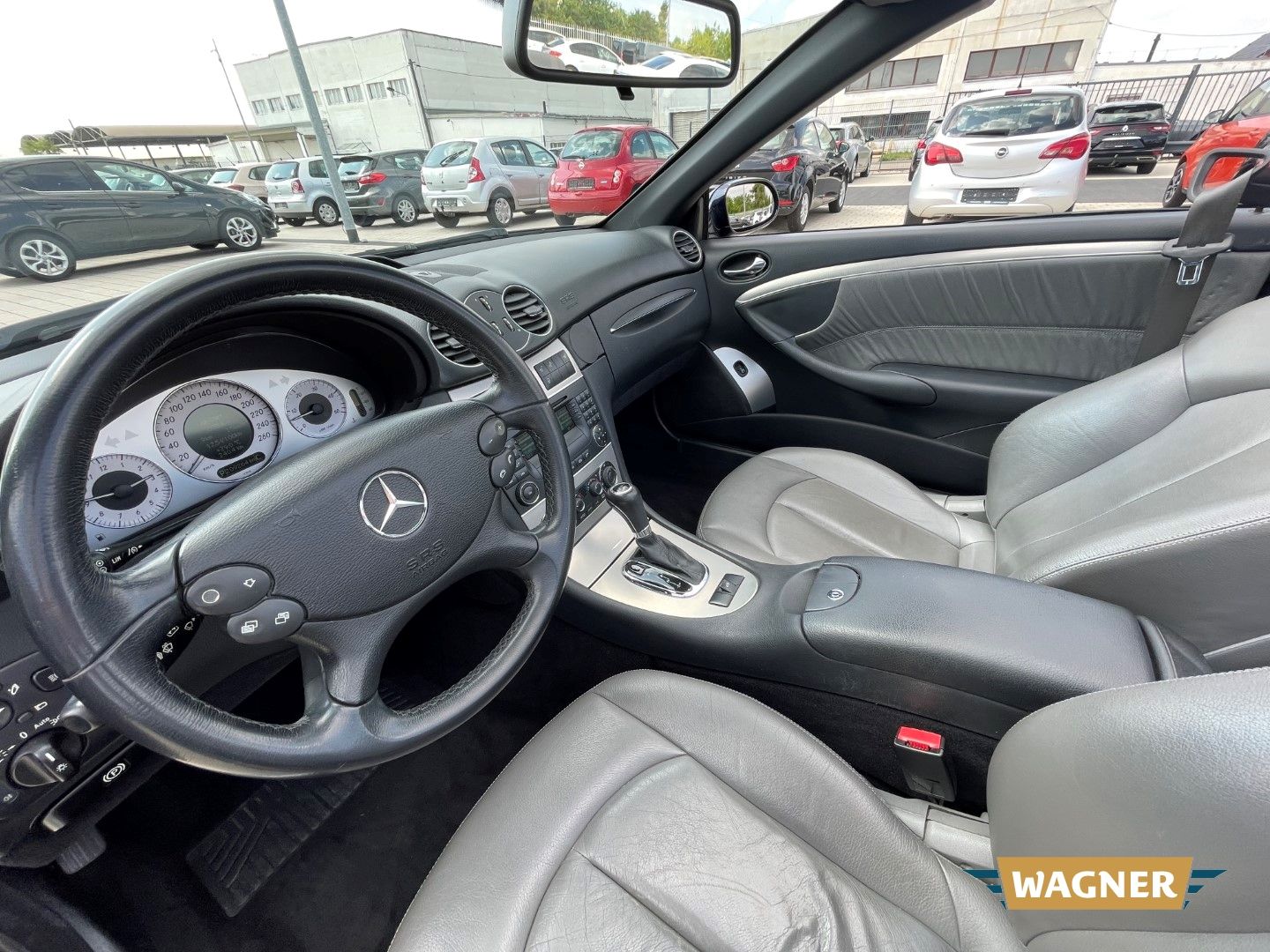 Fahrzeugabbildung Mercedes-Benz CLK 320 Cabrio CDI  AVANTGARDE 1-Hand