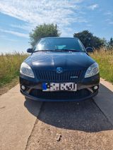 Skoda Fabia 1.4l TSI DSG RS - Skoda Fabia aus 2010: RS