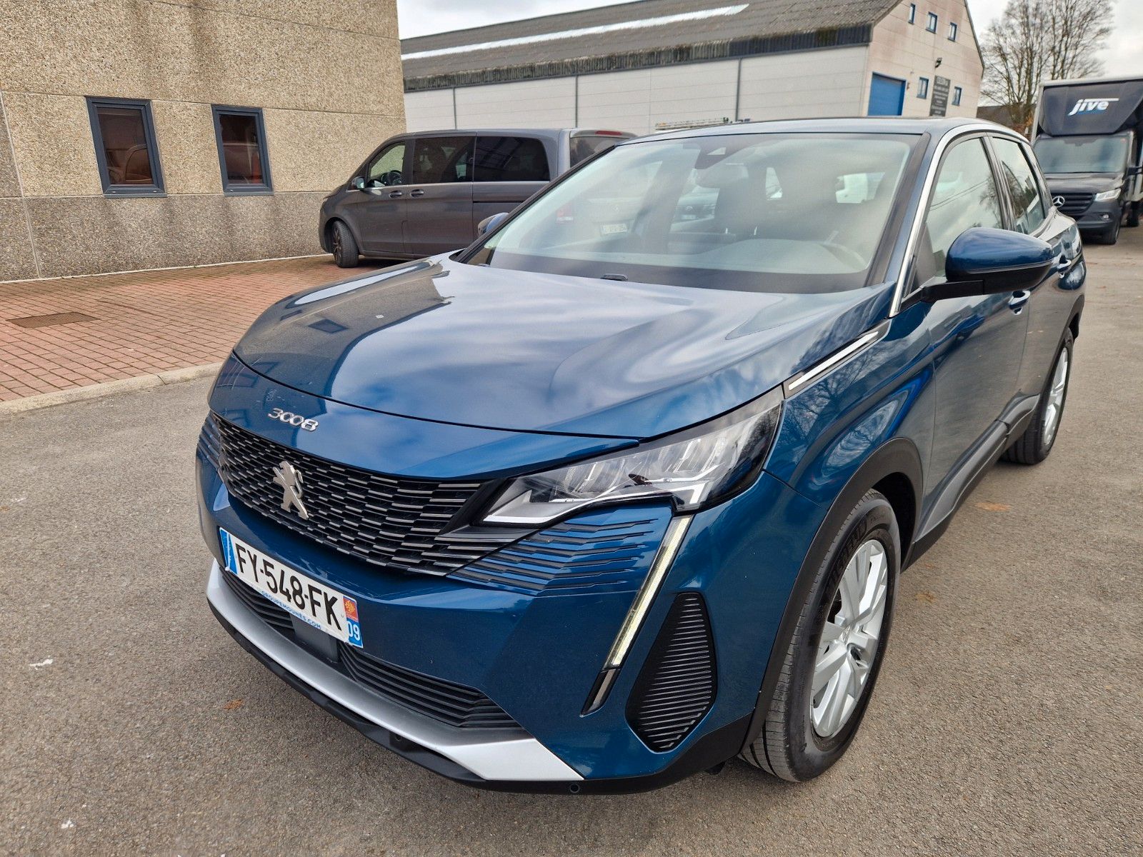 Peugeot Peugeot 3008 1,5 BlueHDi 130 EAT8 Active, NAVI, CA
