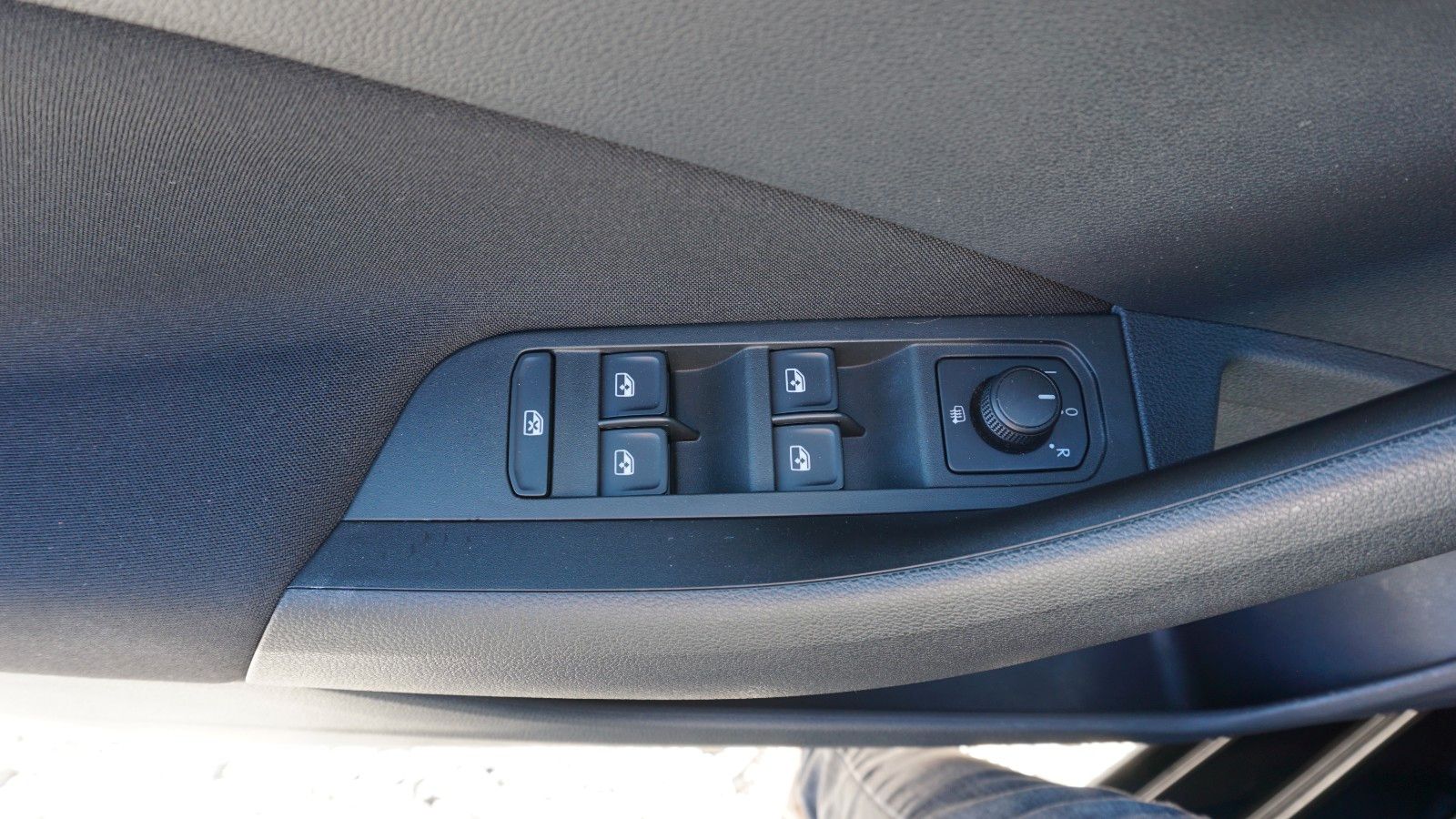 Fahrzeugabbildung SKODA Scala Ambition, Kamera, Navi, CarPlay, AHK