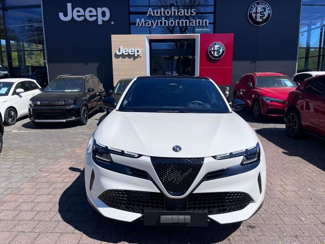 Alfa Romeo Junior Ibrida 1.2 VGT 48V-Hybrid 107 kW Ti