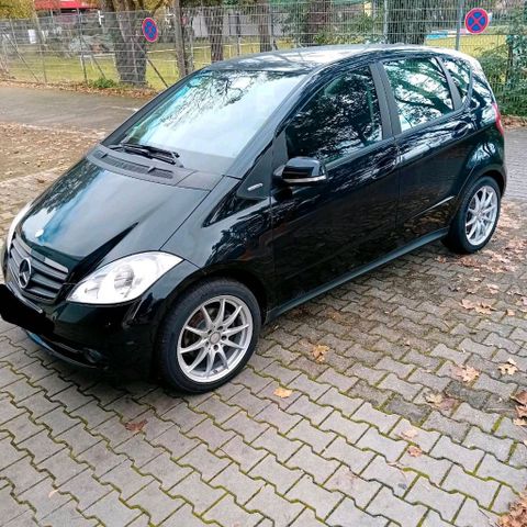 Mercedes-Benz A 160 A  Bj 10/ 2011