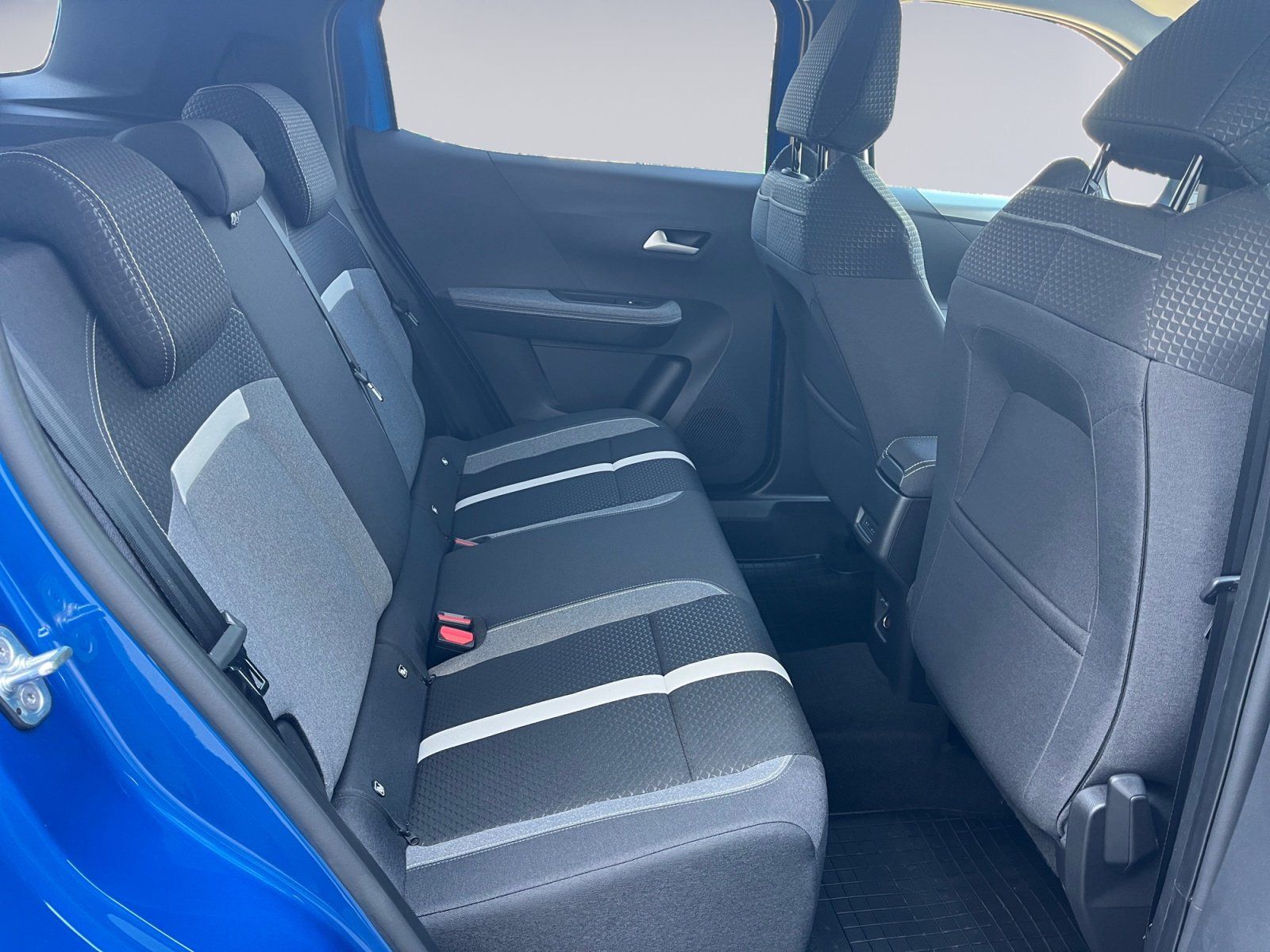 Opel Frontera - Bild 8