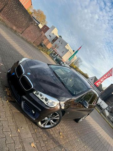 BMW BMW 218 Tourer 7 sitzer