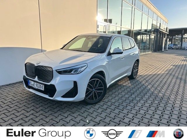 BMW iX1 eDrive 20 Sportpaket  Navi Sitzheizung PDCv.