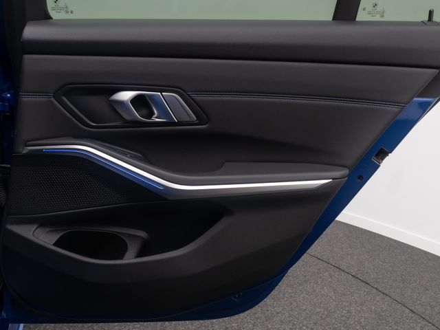 BMW 320 M Sport, 2022 — 31