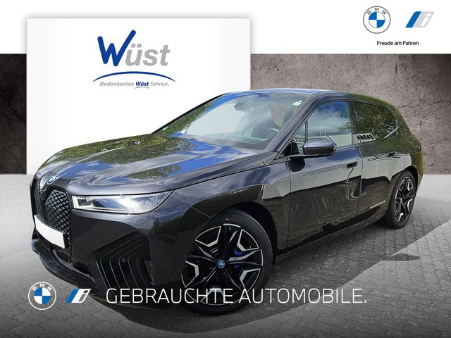 BMW iX xDrive50 1.HAND | UVP 136.000€ | ELEKTRO