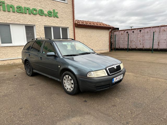 Skoda Octavia 1.9 TDI 74kW Tour Combi vin 745