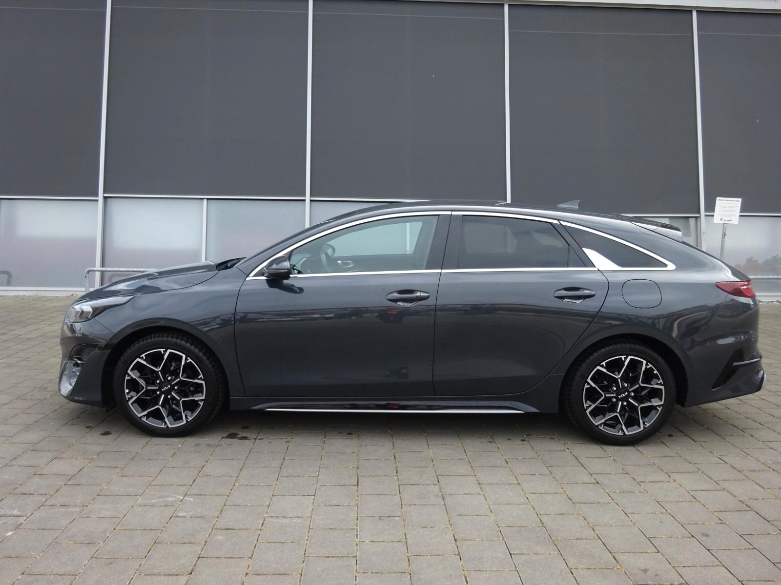 Kia pro cee'd / ProCeed 1.5 T-GDI GT LINE Plus