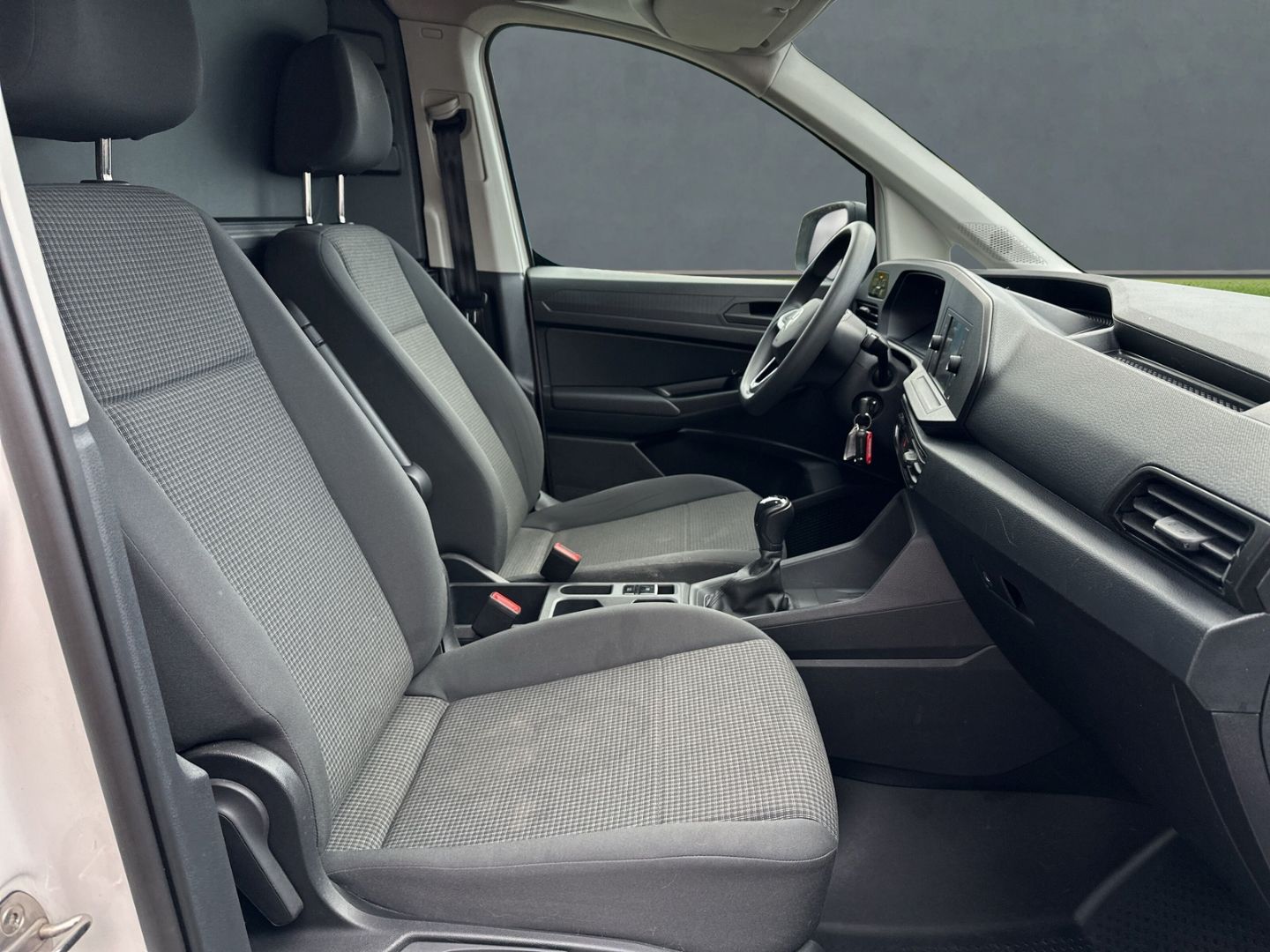 Caddy Cargo 2.0 TDI EcoProfi DAB SHZ Rückfahrkam