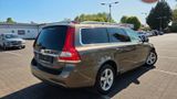 Volvo V70Kombi-2.0D-AUTOM+XENON+NAVI+KLIMAUTOM+TEMPOMA - Volvo V70 Gebrauchtwagen