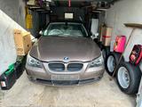 BMW 520i - - BMW 520 aus 2004: 520i