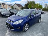 Ford C-Max *TITANIUM*2.HAND*XENON*AHK*150TKM - Behindertengerechte Ford C-Max