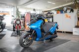 Ray 7.7 Premium | E-Roller 129 km/h | 2023 - RAY MOTORRAD