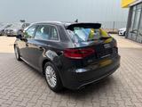 Audi A3 Sportback ambiente/S LINE/SHZ/TEMPOMAT/SCHIEB - Audi A3: Schwarz, Sportback
