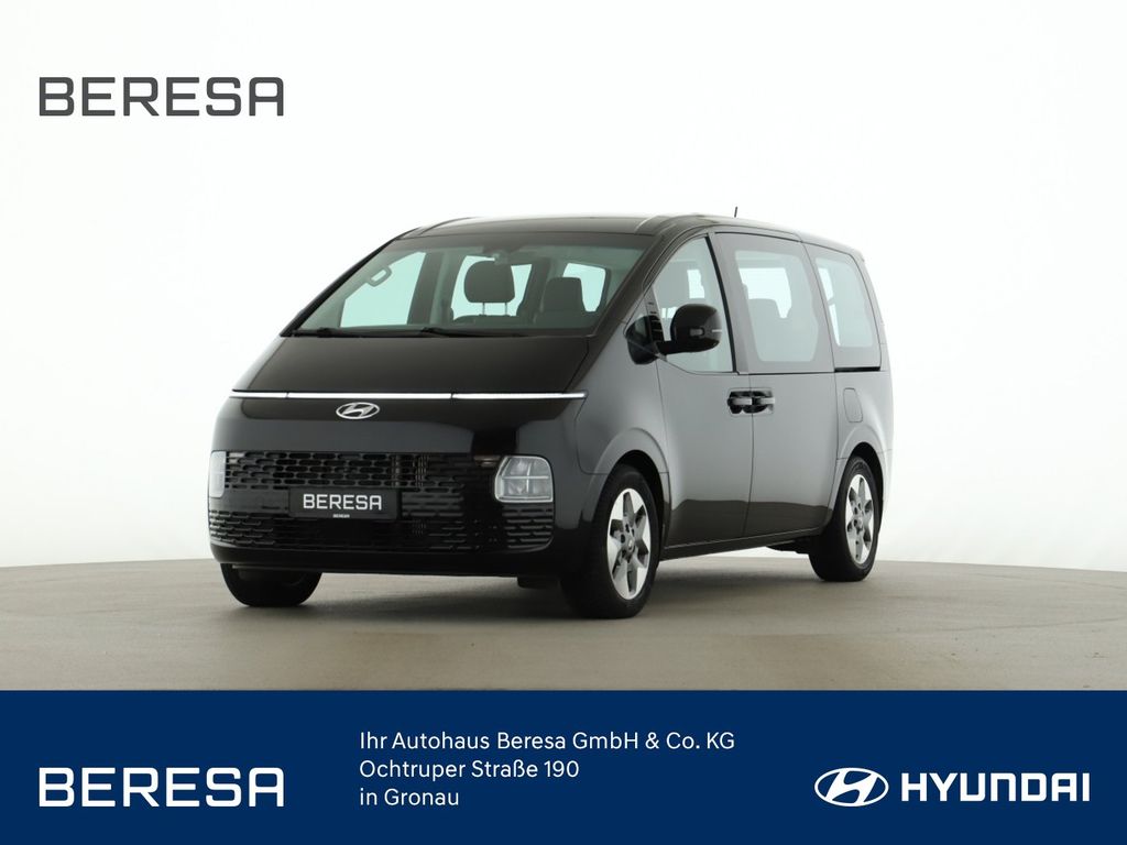 Image of Hyundai STARIA