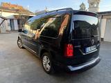 Volkswagen Caddy 2,0TDI Maxi 150 PS, AHK, TÜV, Scheckheft - VW Caddy von privat