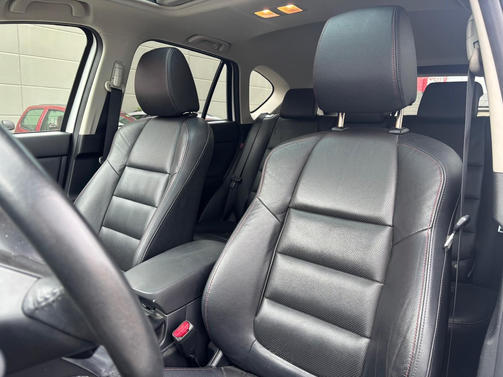 Fahrzeugabbildung Mazda CX-5 Sports-Line AWD-NAV-XEN-LEDER-AHK-GSD-BOSE-