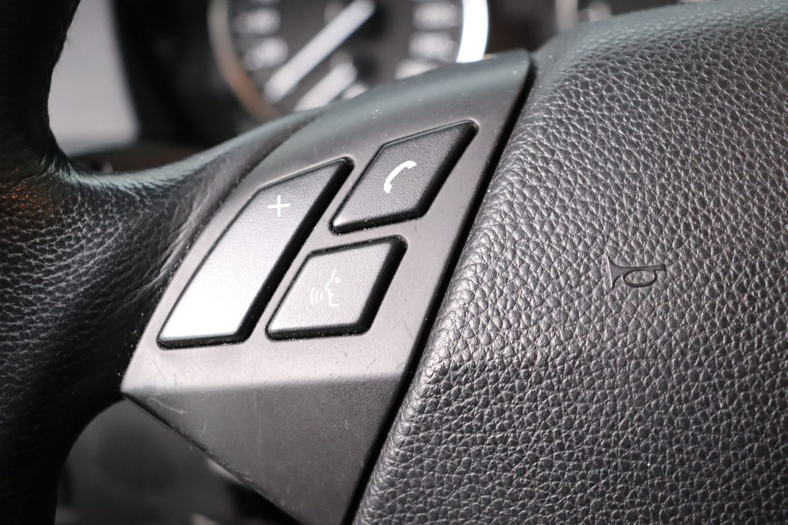 Fahrzeugabbildung BMW 525 i touring Edition * Xenon * Navi * PDC