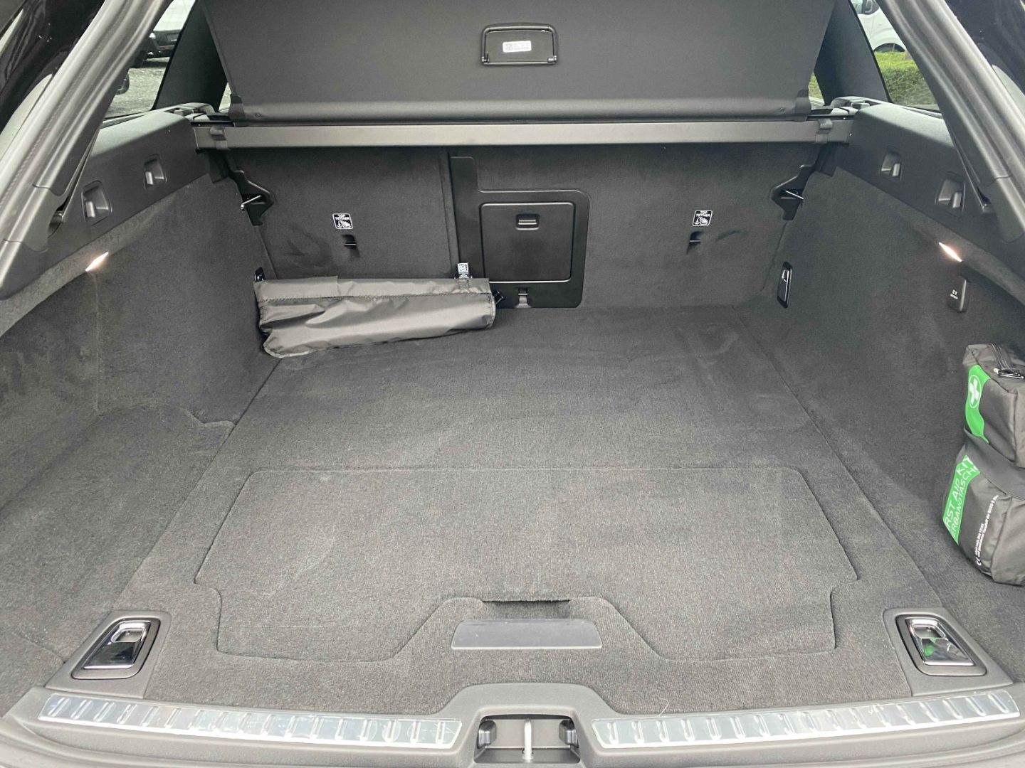 Volvo V90 Cross Country B4 Plus Bright AHK AWD Standh. foto 14