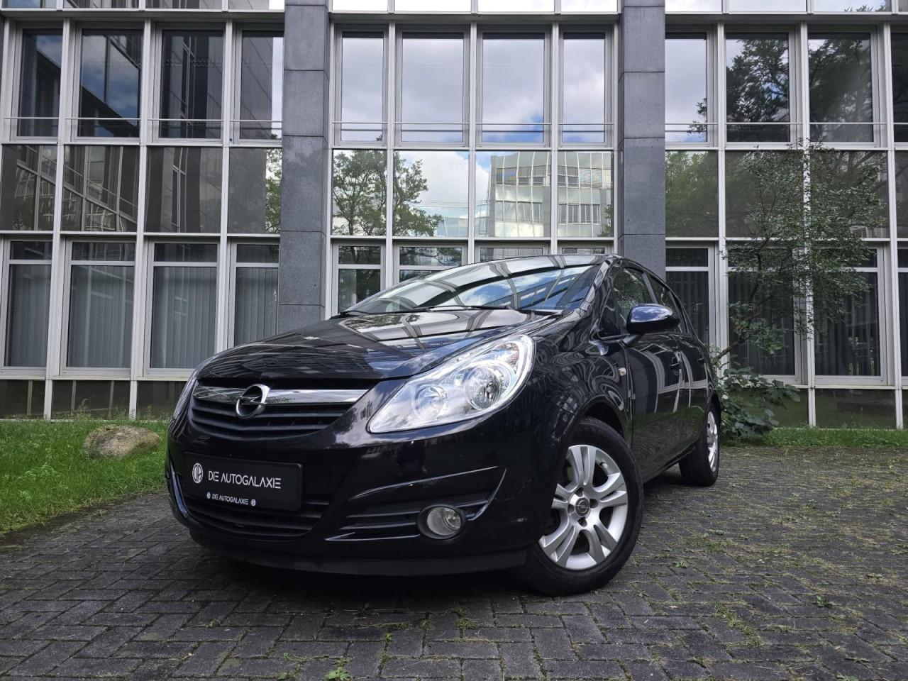 Opel Corsa D 1.2 KLIMA TEMPOMAT 86 PS LM ZV 5-TÜRER