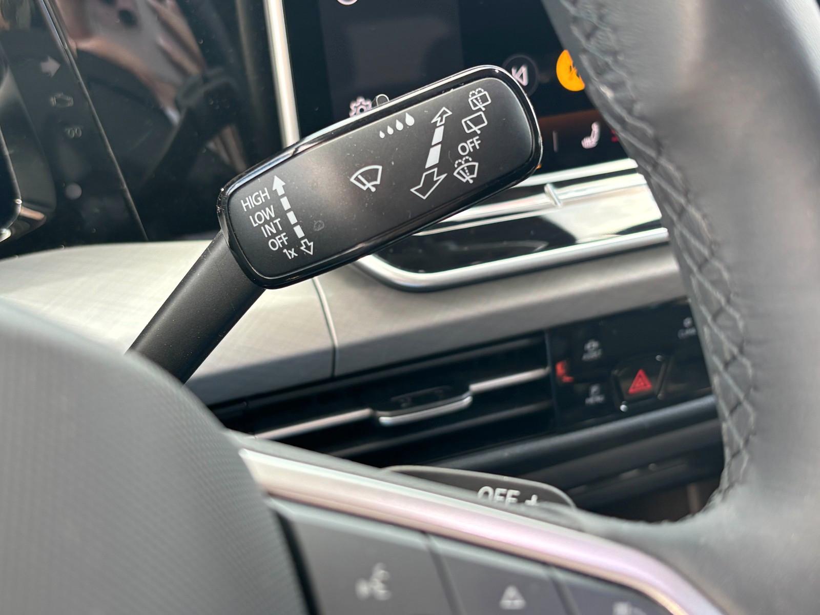 Volkswagen Golf VIII Variant 1.5 eTSI 85 kW Life *ACC*LANE*, миниатюра 9