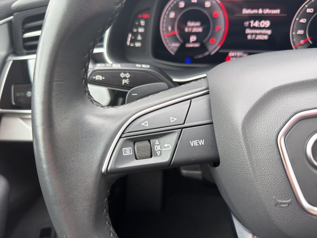 AUDI Q7 2023
