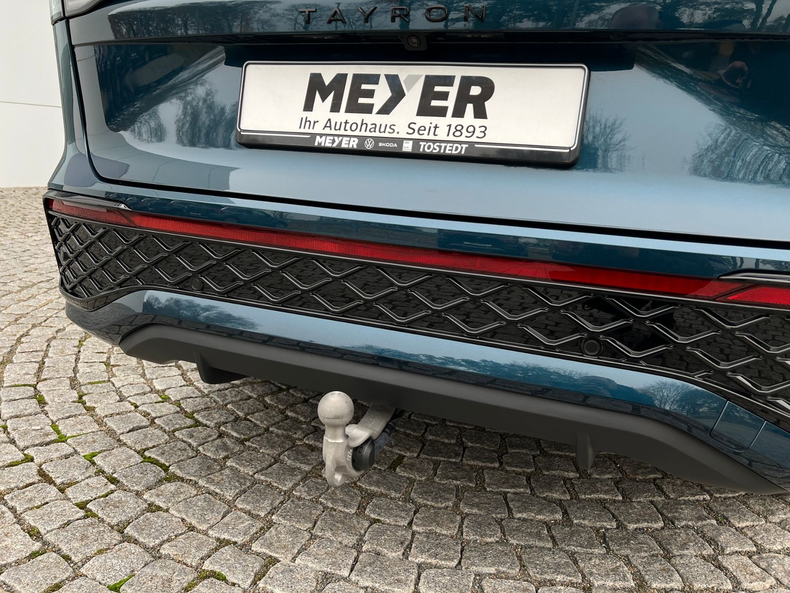 Fahrzeugabbildung Volkswagen Tayron R-Line 2.0 TDI DSG 4MOTION *AHK, IQ.Light