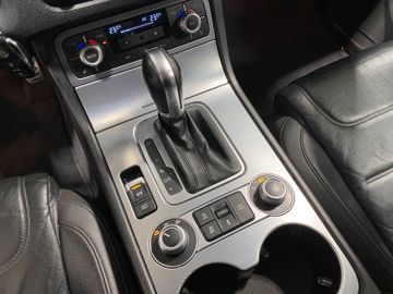 Volkswagen Touareg - 12
