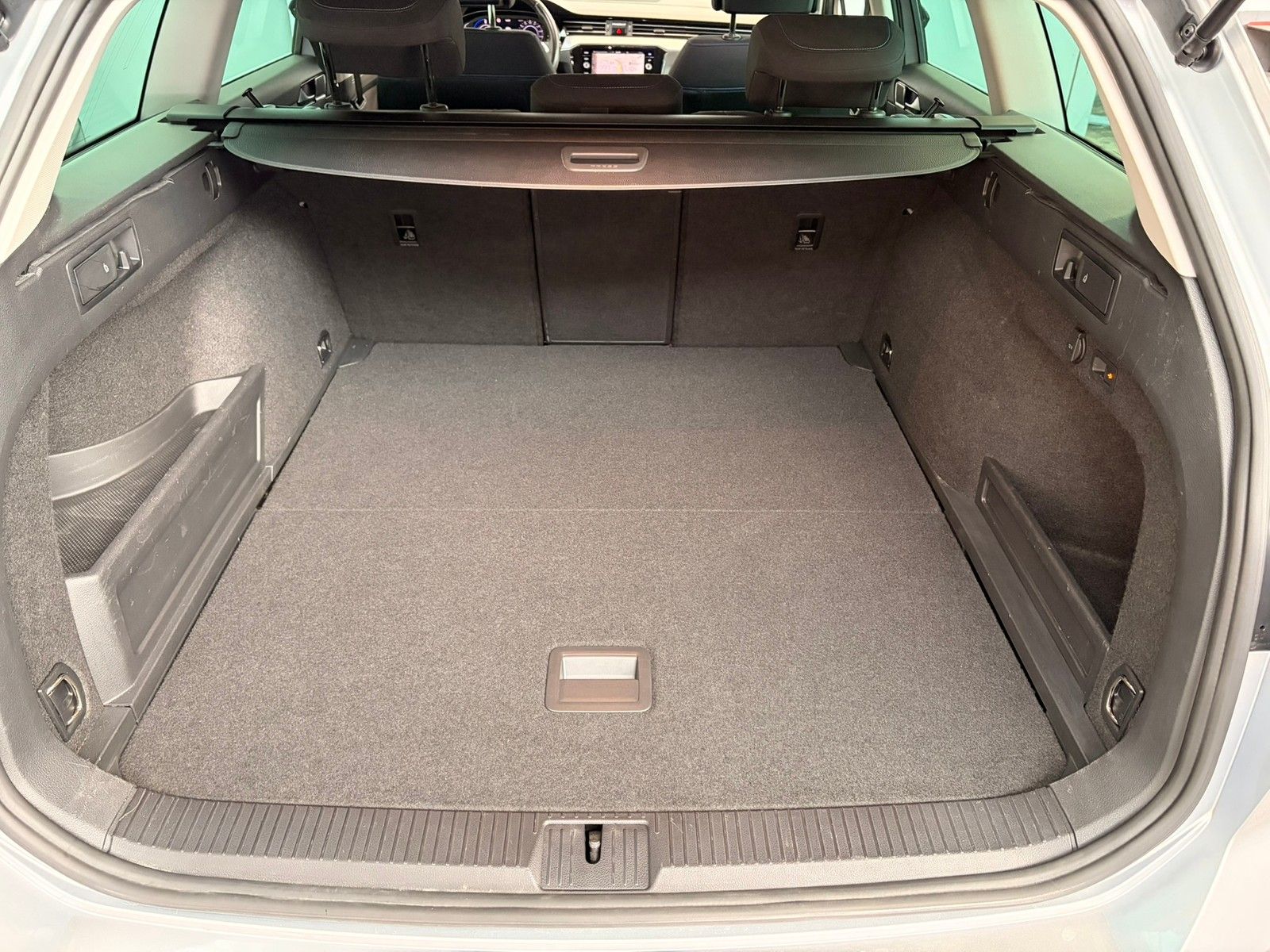 Fahrzeugabbildung Volkswagen Passat Var. 1,4 eHybrid GTE +ACC+LED+AHK +Kamera