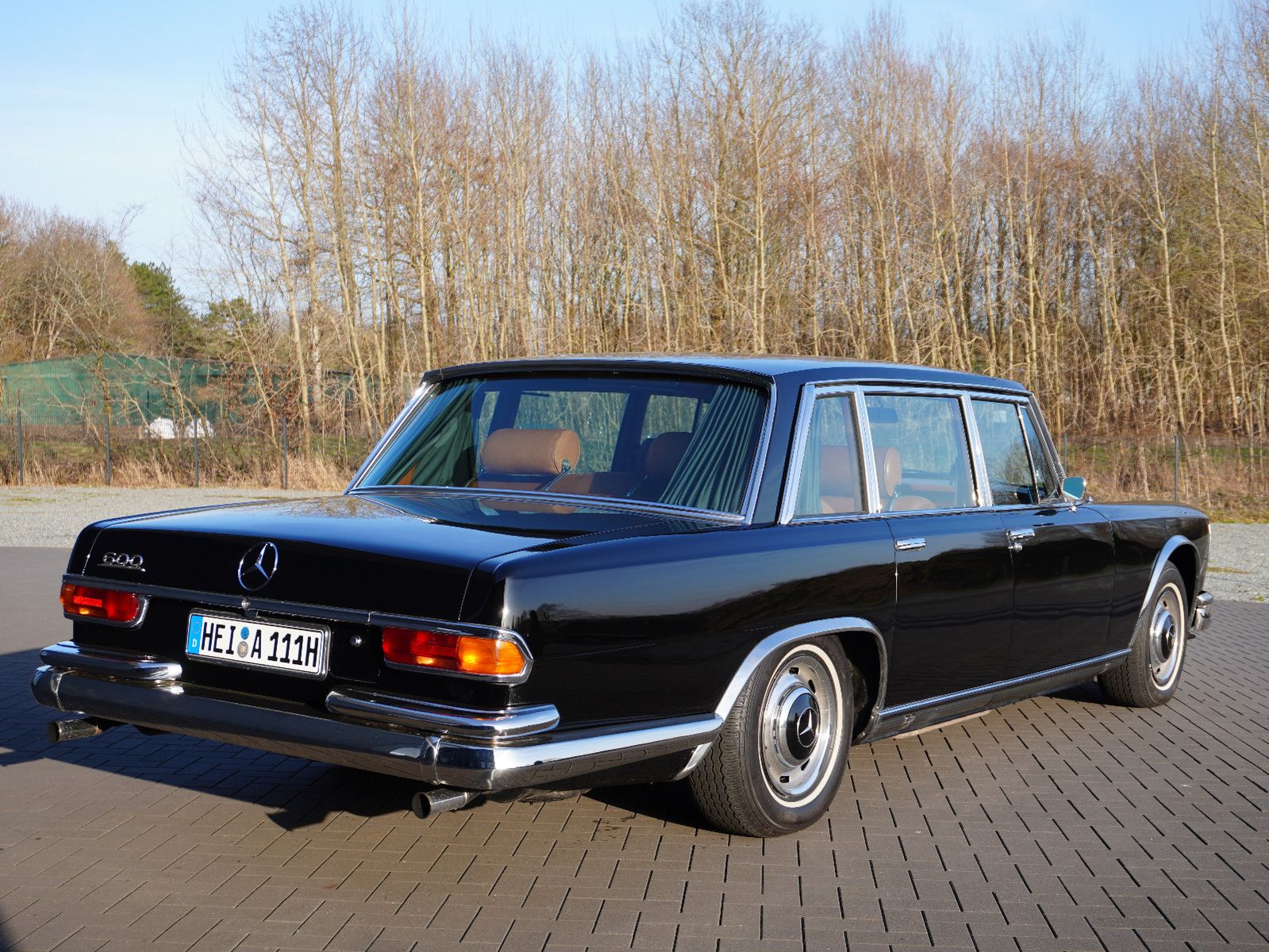 Fahrzeugabbildung Mercedes-Benz 600
