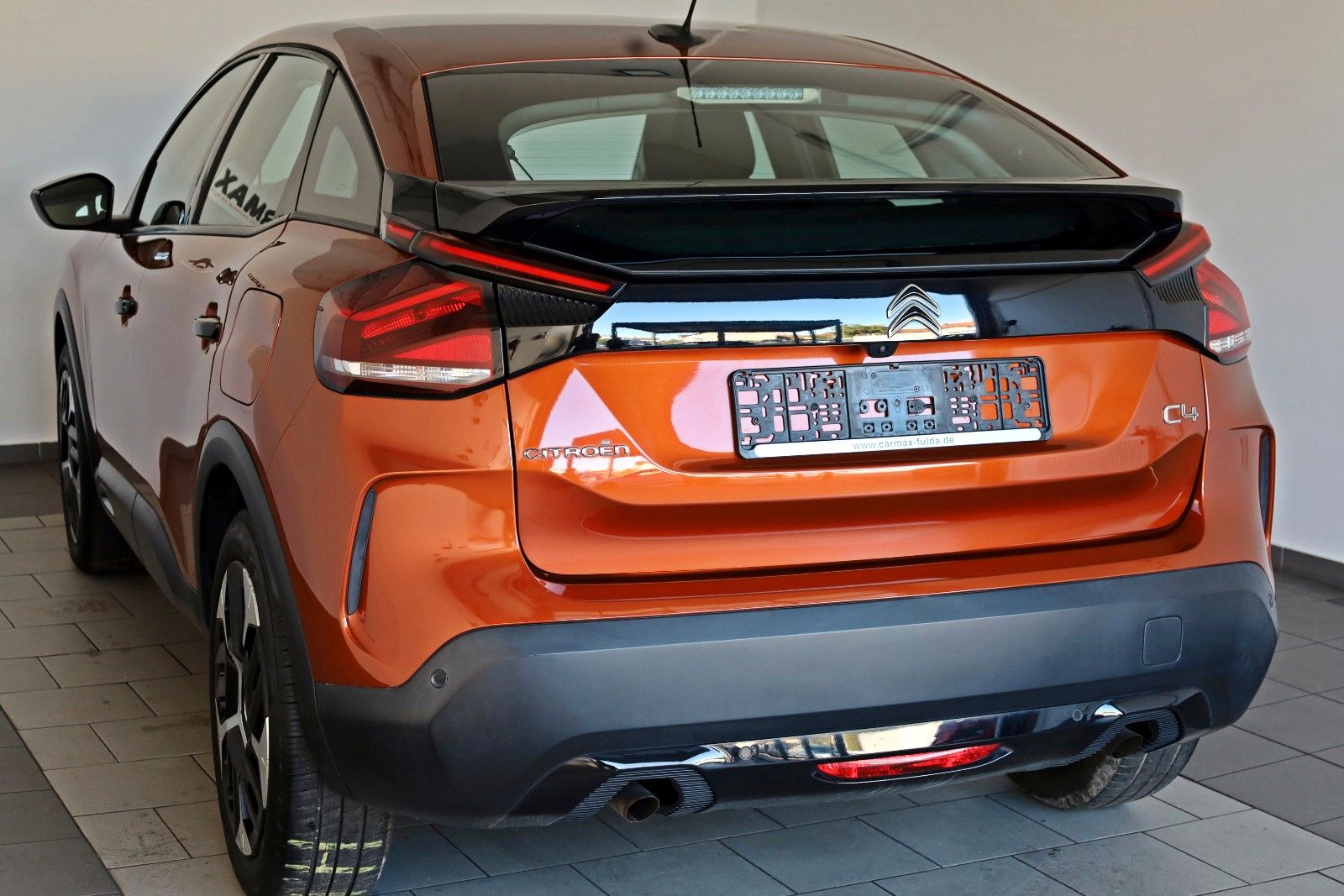 Fahrzeugabbildung Citroën C4 Lim. Feel App Connect,PDC,8 fach bereift