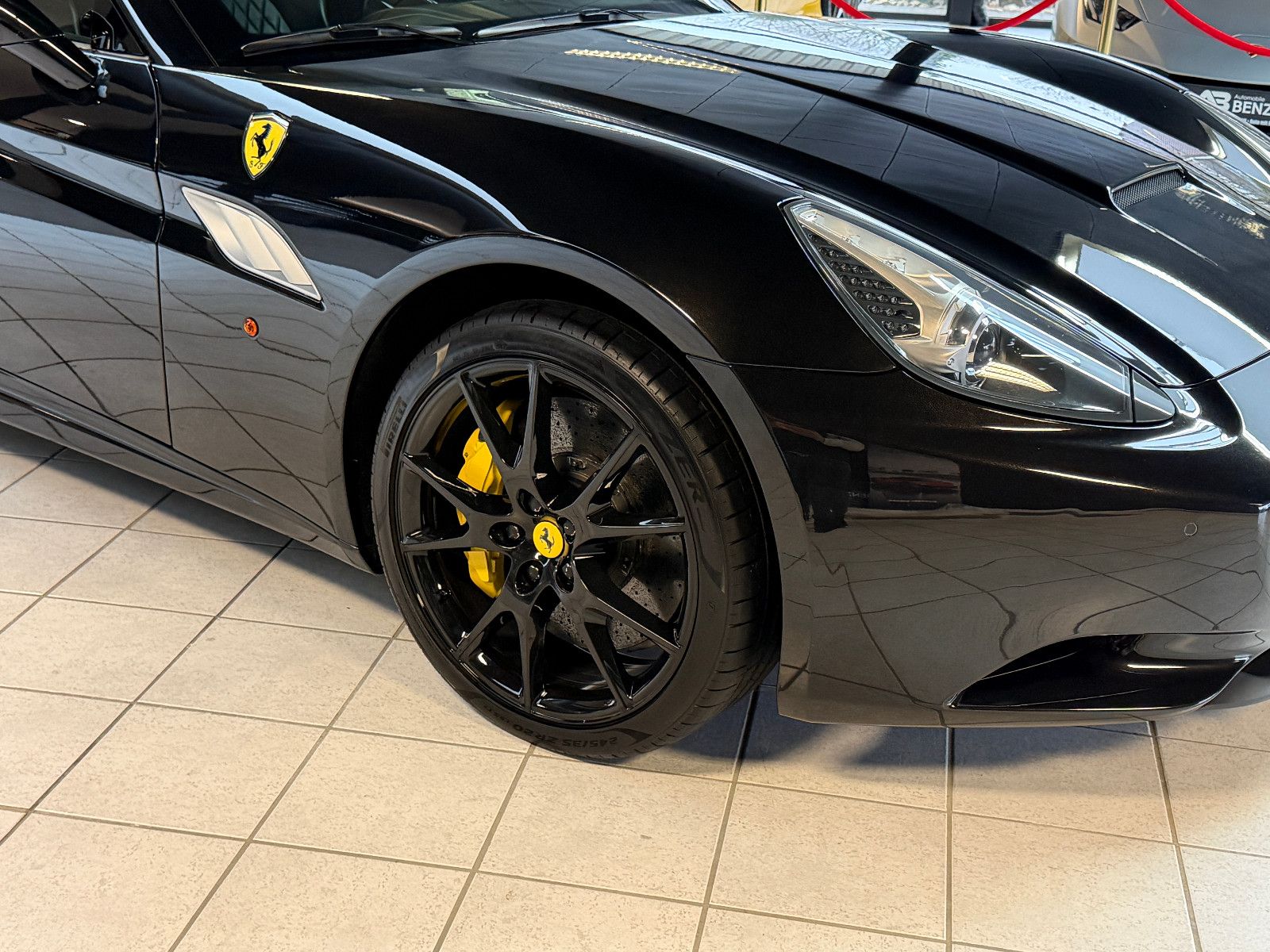 Fahrzeugabbildung Ferrari California 30 V8 /CARBON/KAM/LED-LENKRAD/TOP