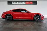 Porsche Taycan rot-rot/LUFT/PANO/ACC/18W/BOSE/MATRIX/21z - rote Porsche Taycan