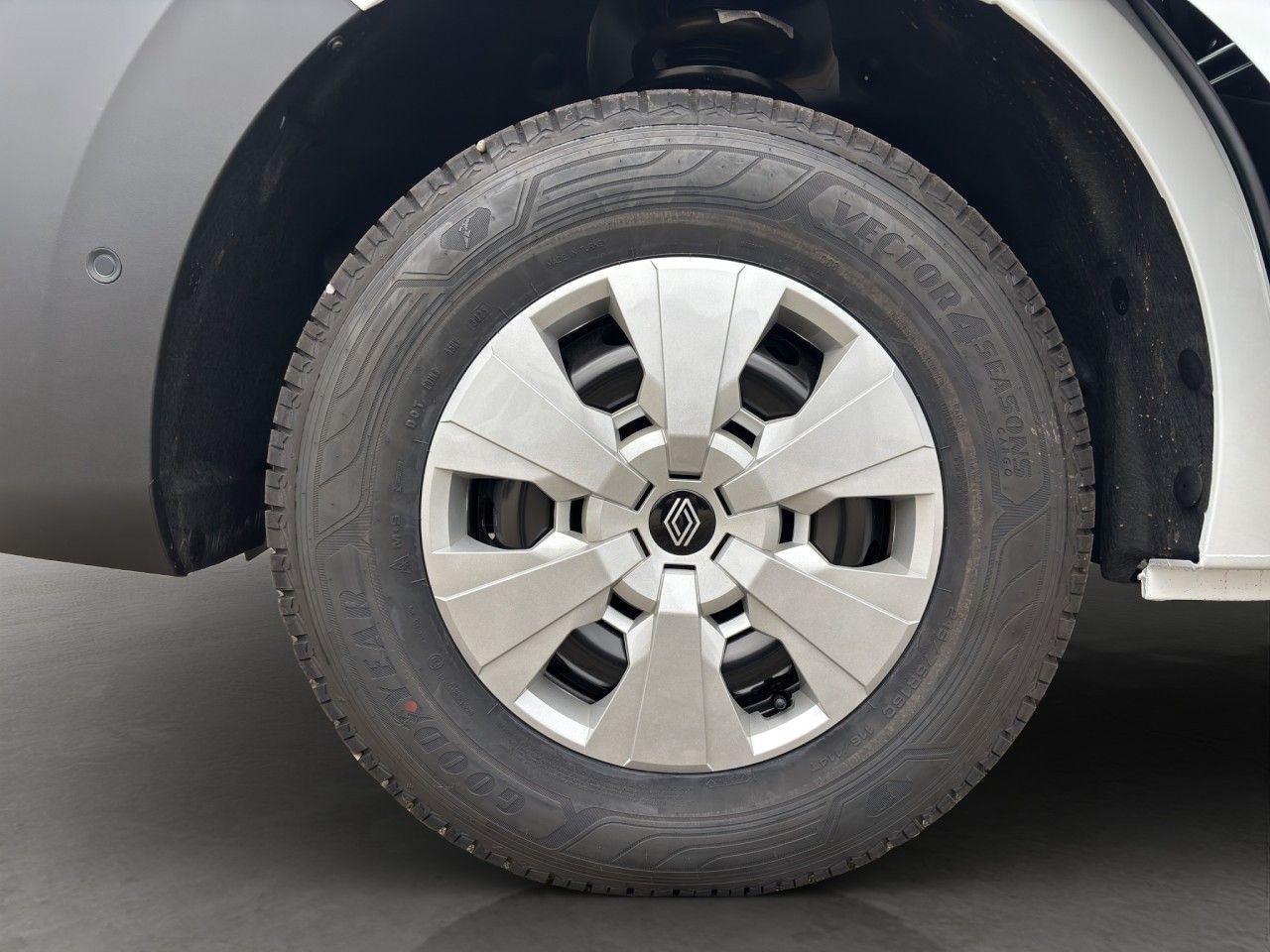 Renault Master - Bild 12